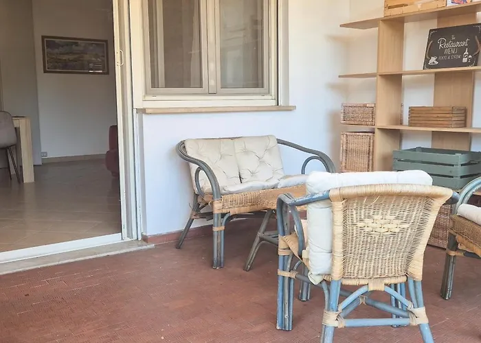 Quiet Near Appia Antica 2 Bathrooms & Terraces Apartment *